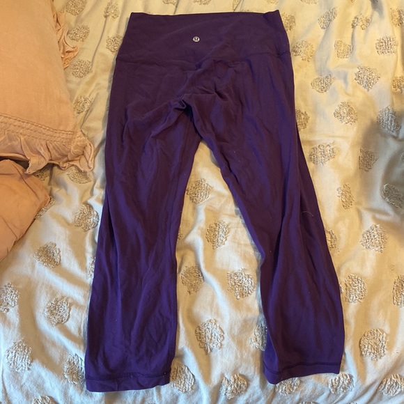 lululemon 23 inch purple align leggings - Picture 2 of 3